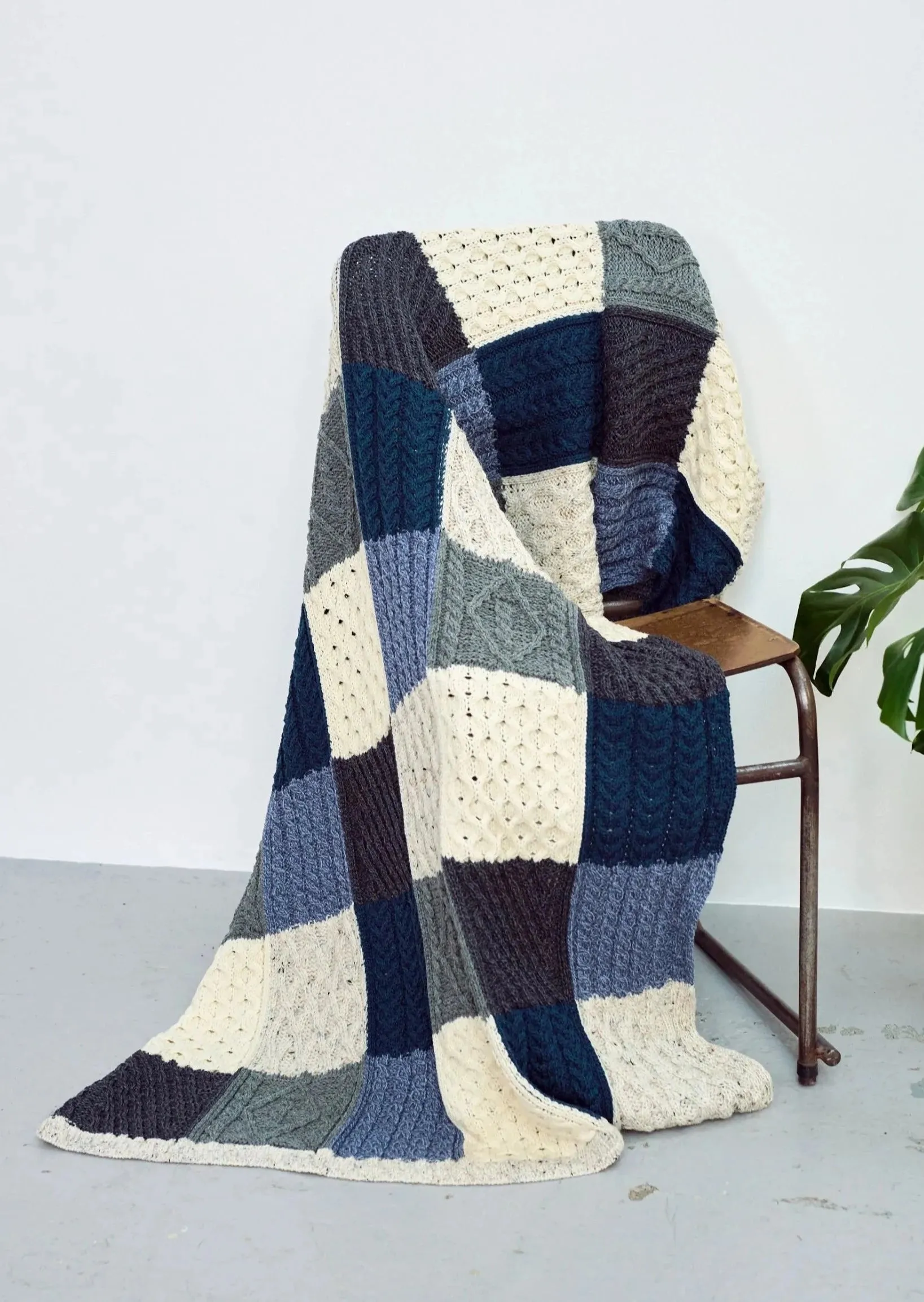 Aran Intarsia Blanket | 854