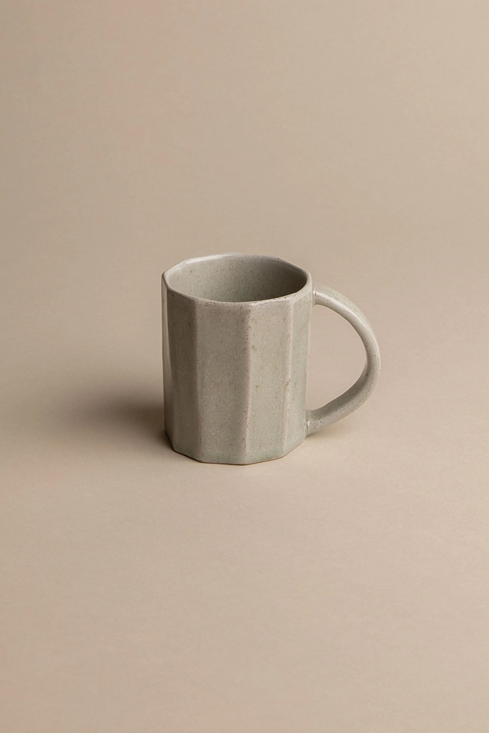 ASHEN MUG