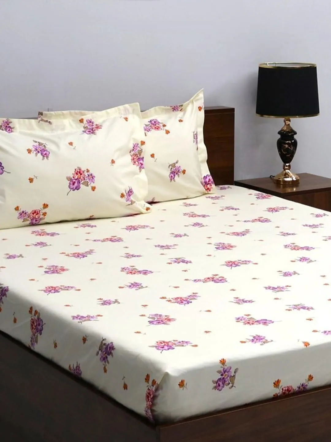 Bombay Dyeing King Size 180 TC 100% Cotton Bedsheet with 2 Pillow Cover- 525B Floral Collection - Size: 274cm x 274cm - 7503 Pink