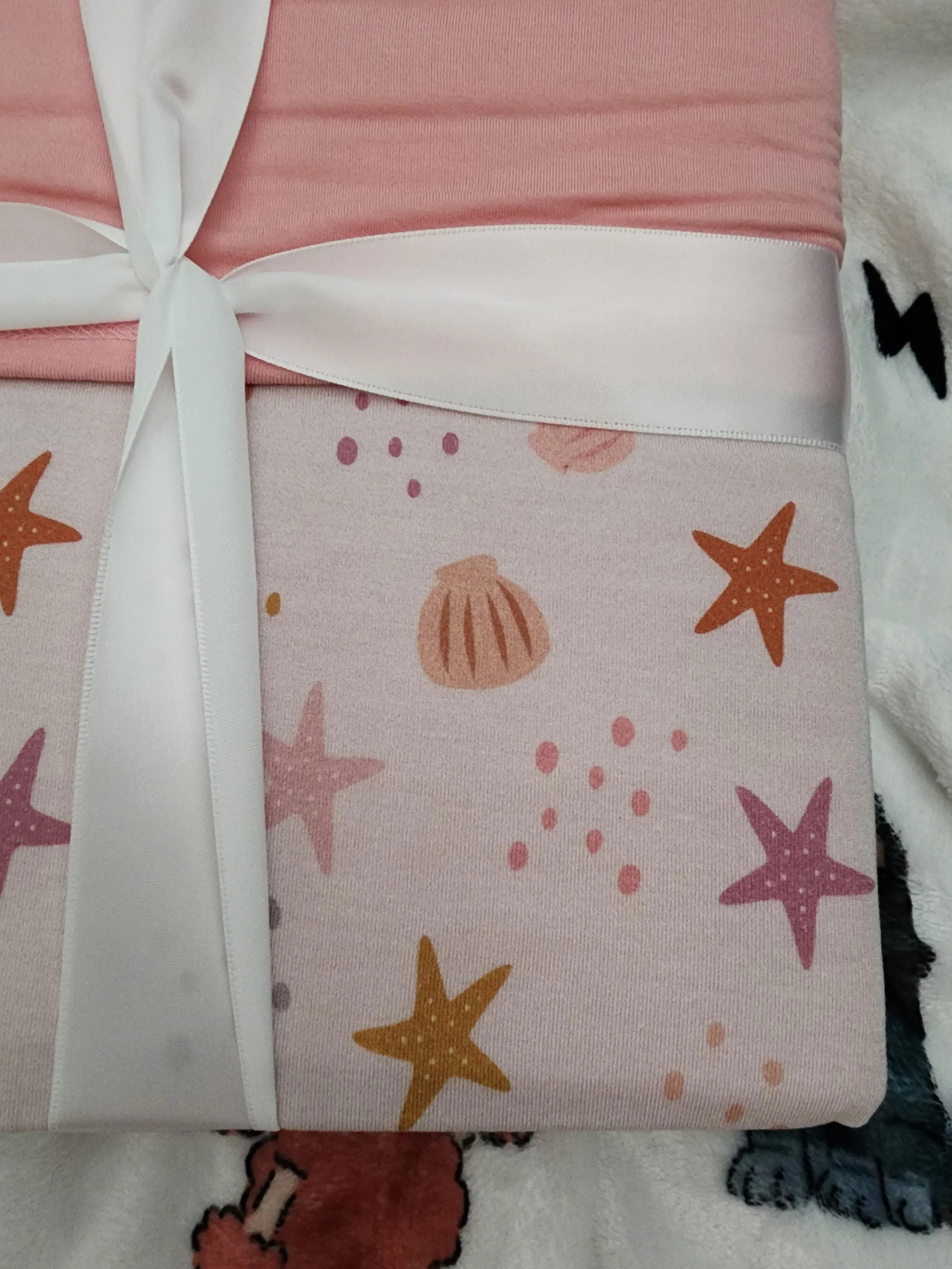 *CP Beach Day Shells and Starfish Bamboo Baby Blanket