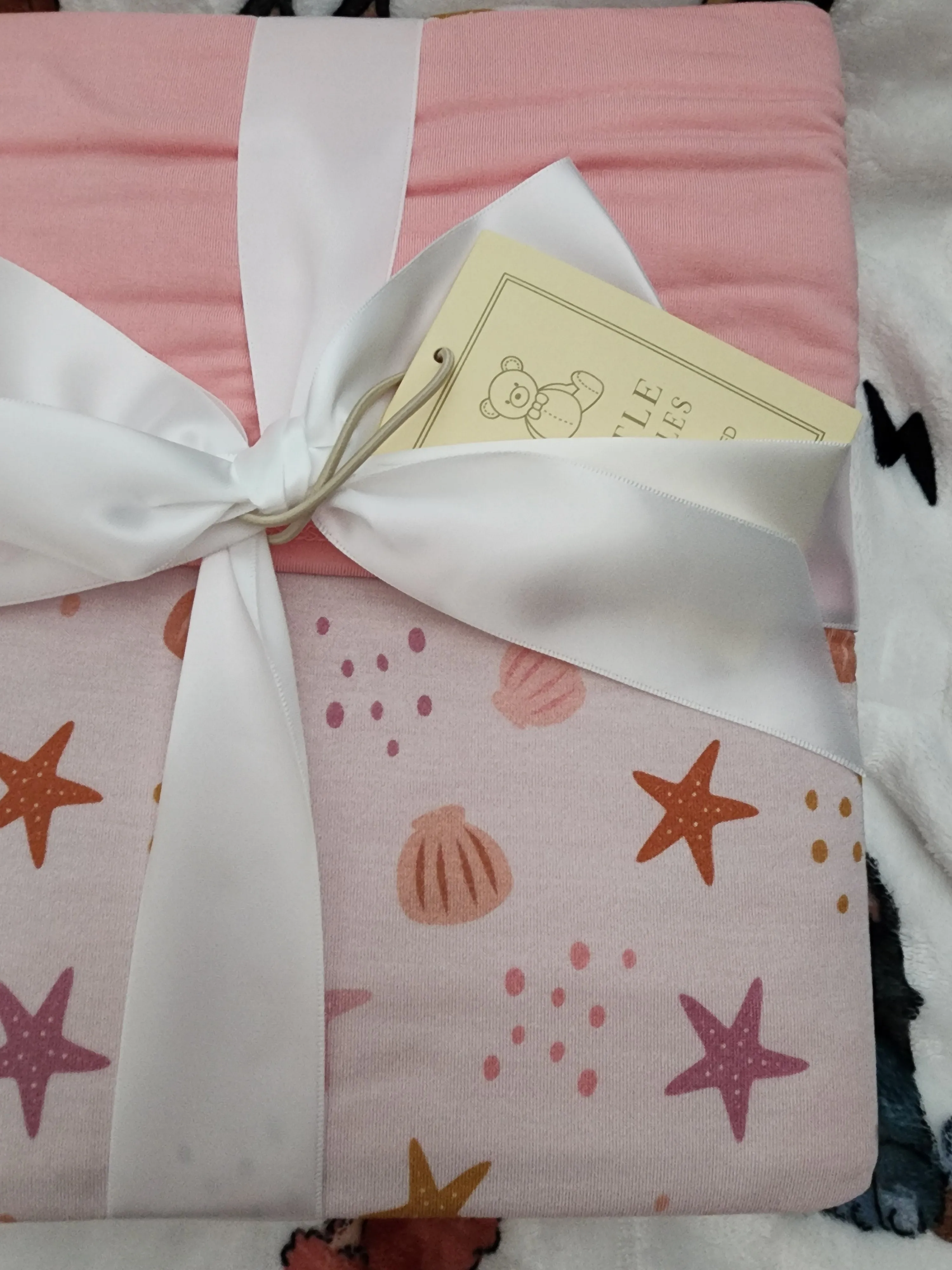 *CP Beach Day Shells and Starfish Bamboo Baby Blanket