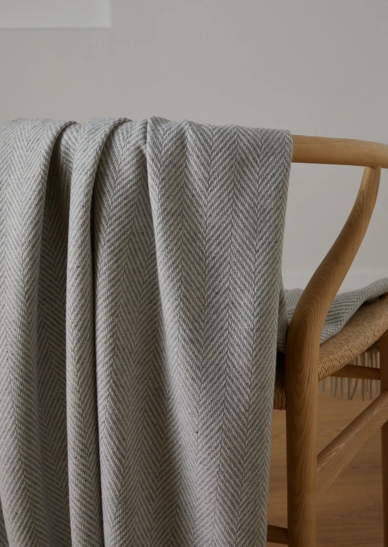 Foxford Cashmere Throw | Grey Herringbone