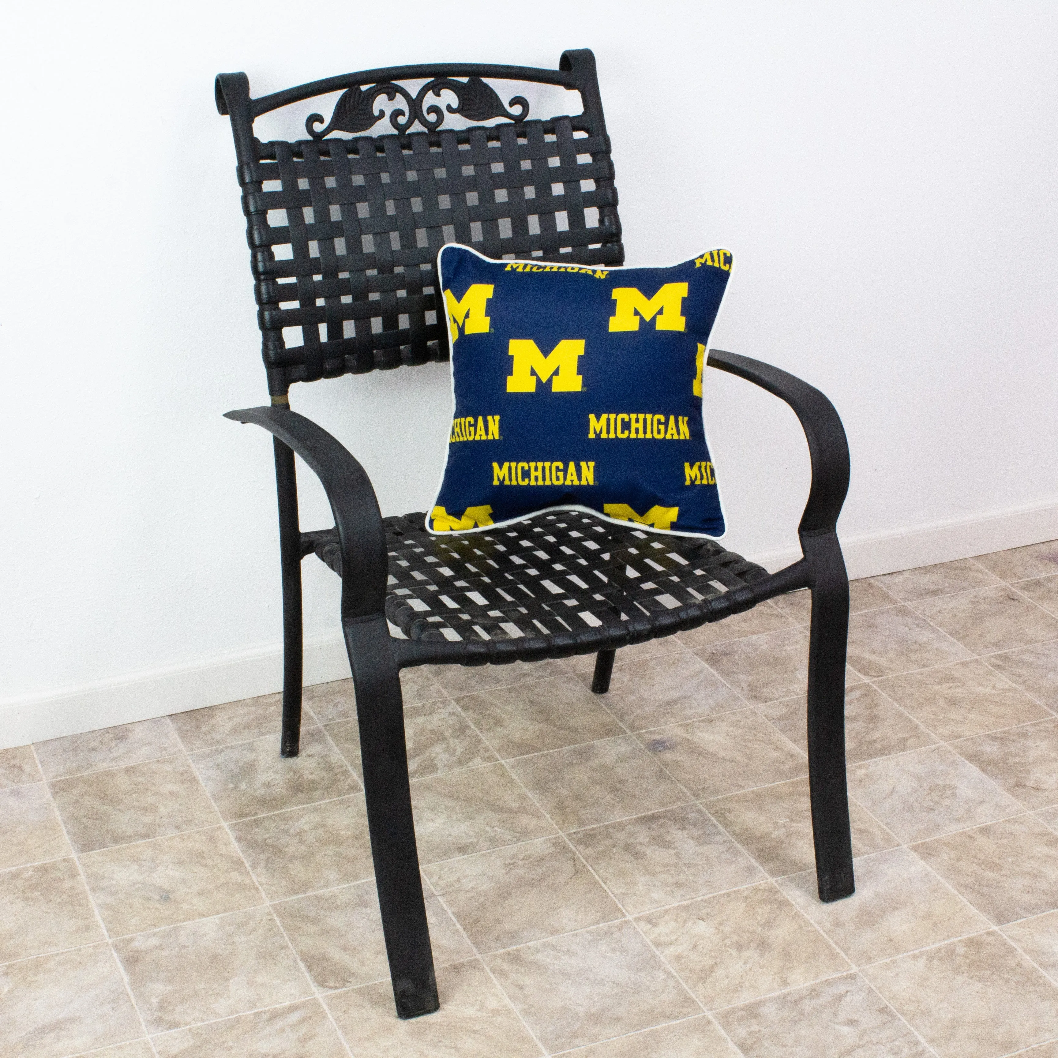 Michigan Wolverines Outdoor Decorative Pillow