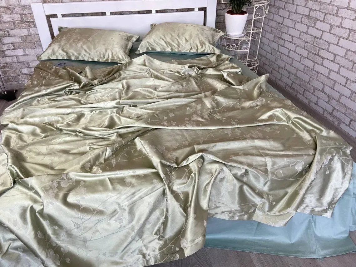 Olive Bedding Set