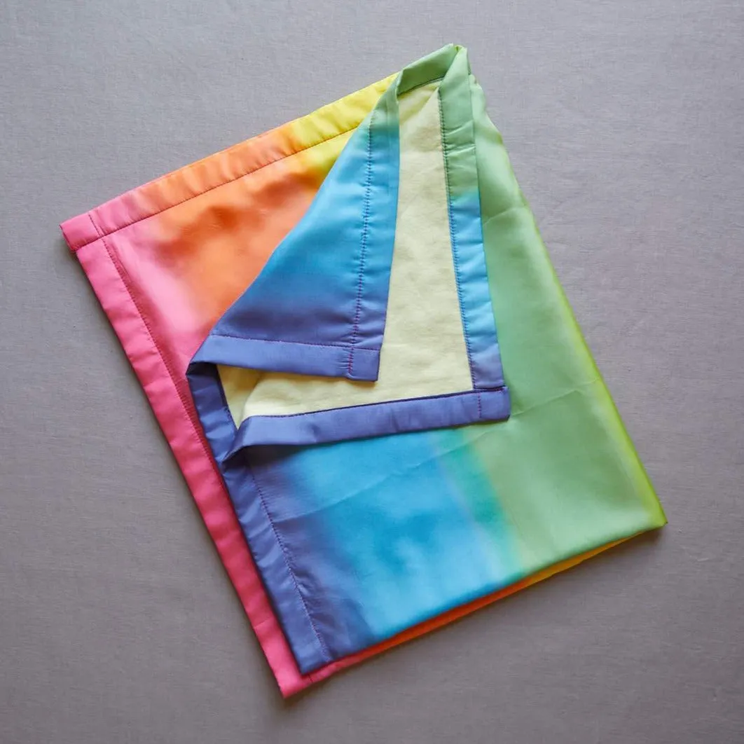 Sarah's Silk - Couverture en Soie - Arc-en-Ciel||Sarah's Silk - Silk Blanket - Rainbow