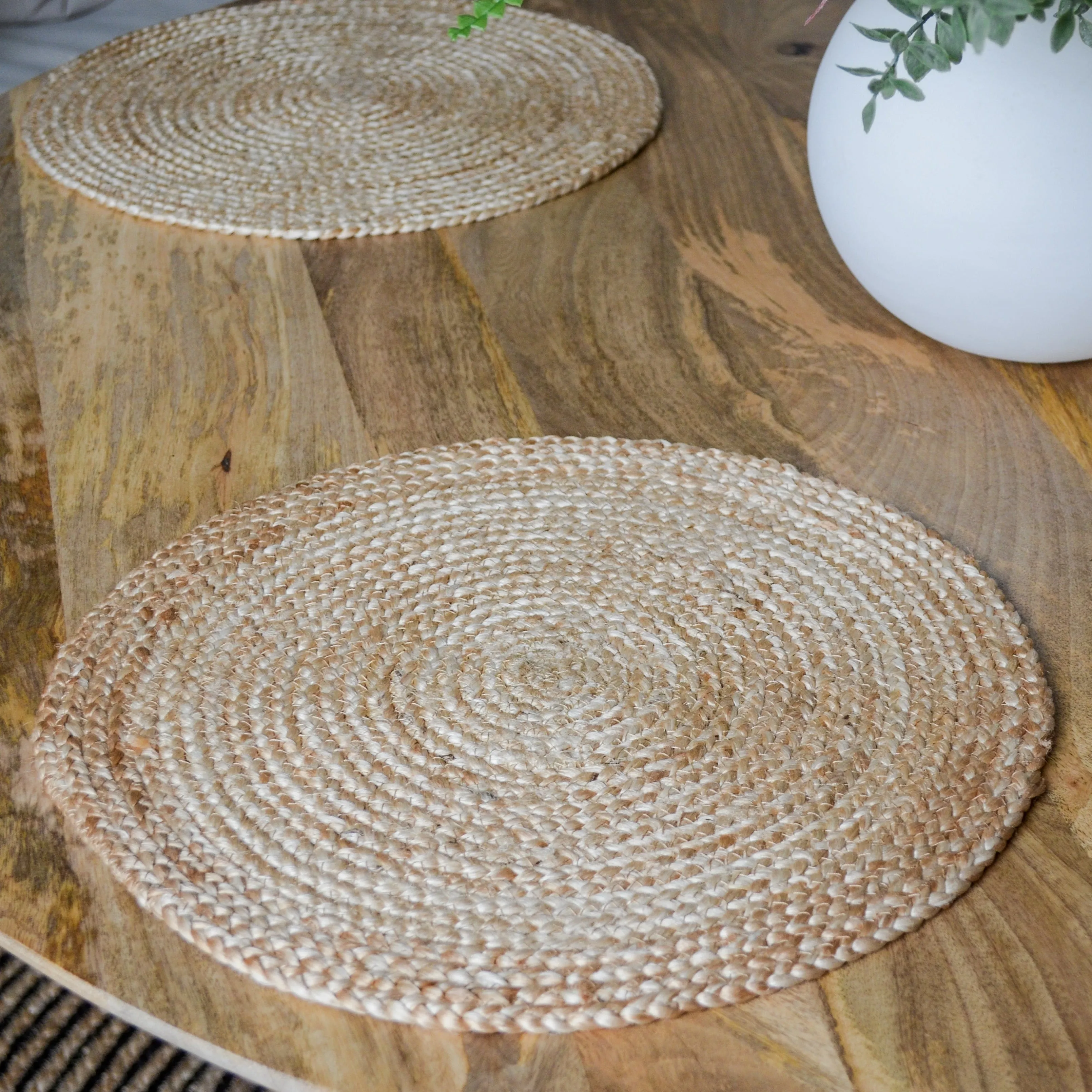 Set Of 4 Willow Handmade 35cm Jute Braided Round Placemats