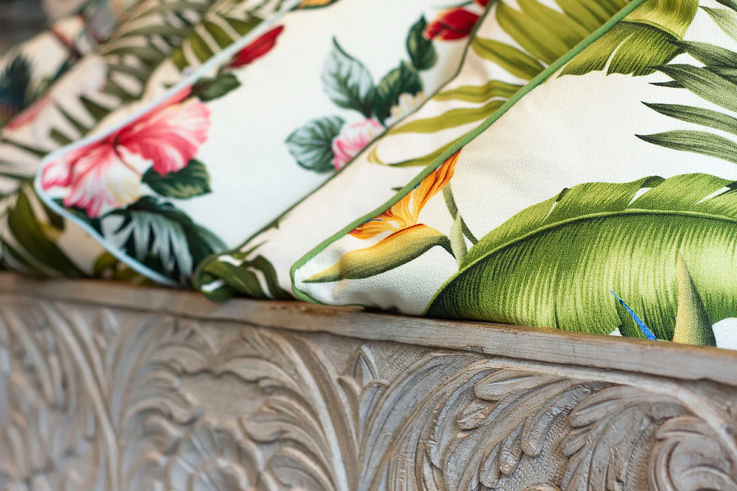 Tropical Lani Cushion - Medium