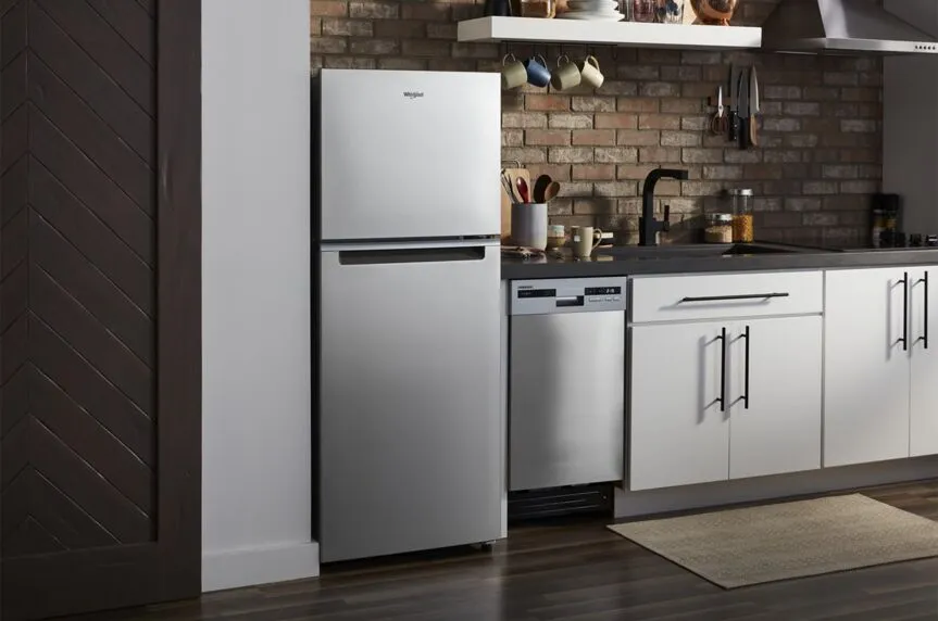 Whirlpool 24" Counter Depth Fingerprint-Resistant Stainless Finish Top Mount Refrigerator (11.6 Cu.Ft) - WRT112CZJZ